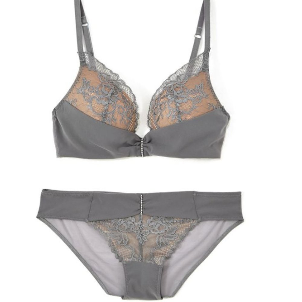 Lingerie Set, bra and panty set, 38C , XL, nwt